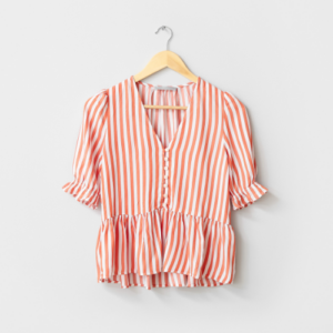 Blusa con rayas verticales
